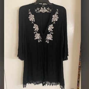Black Flowy Boho Chick Knee Length Dress, size L